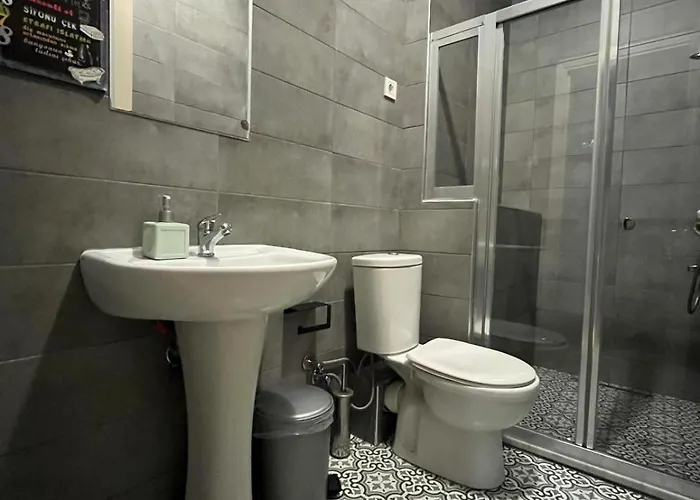 Bioda Boardinghouse Privatunterkunft *